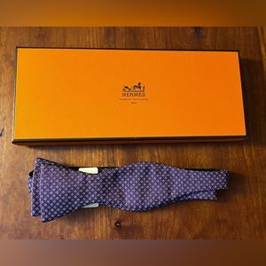 Hermès Bow Tie, new in box